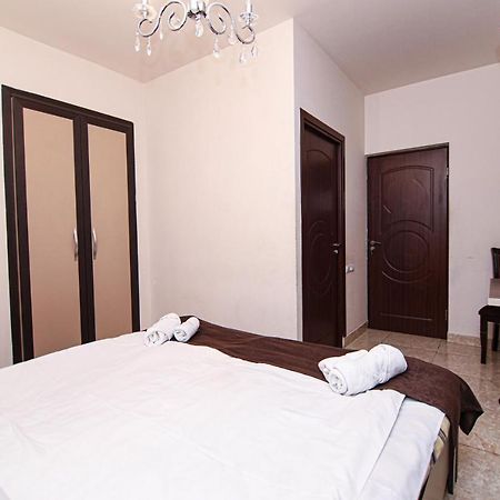 Отель Comfort House Ереван Экстерьер фото