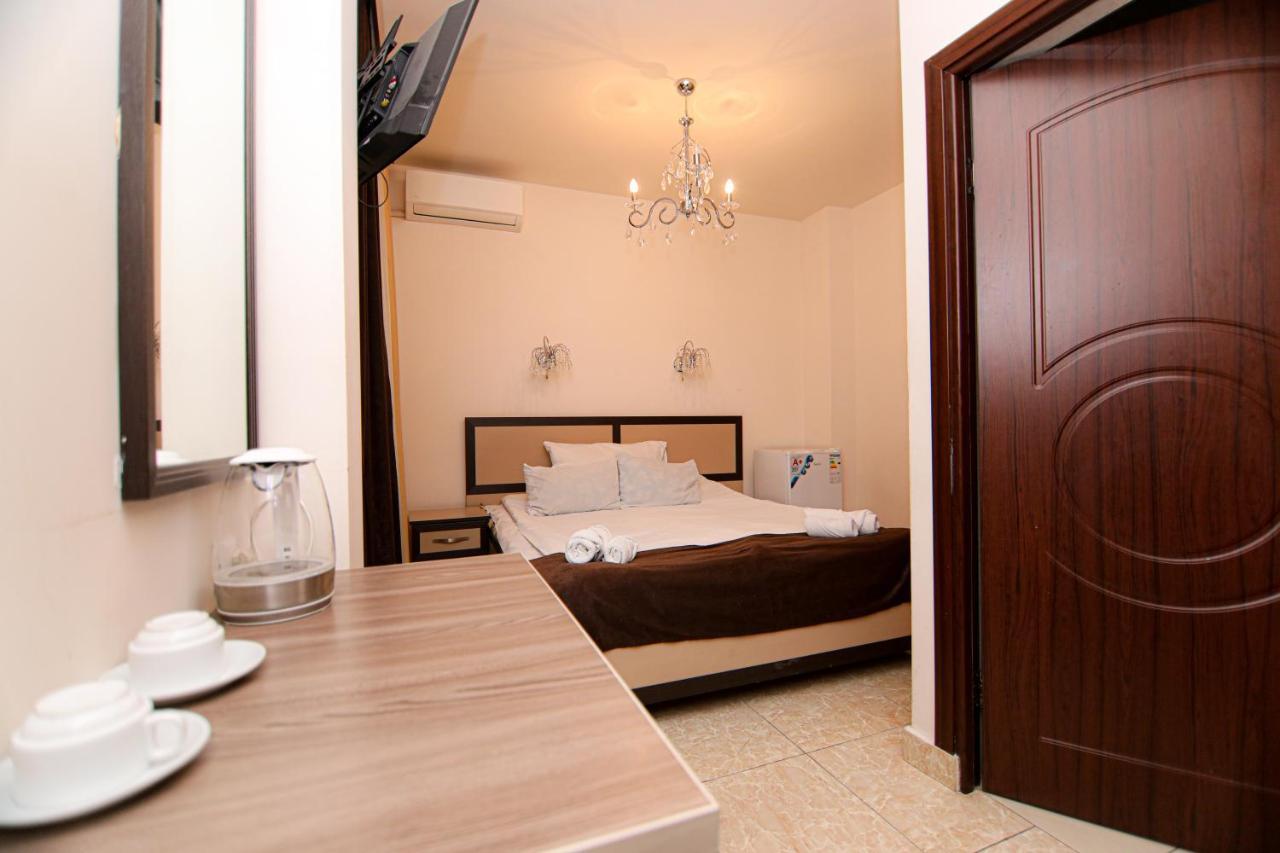 Отель Comfort House Ереван Экстерьер фото