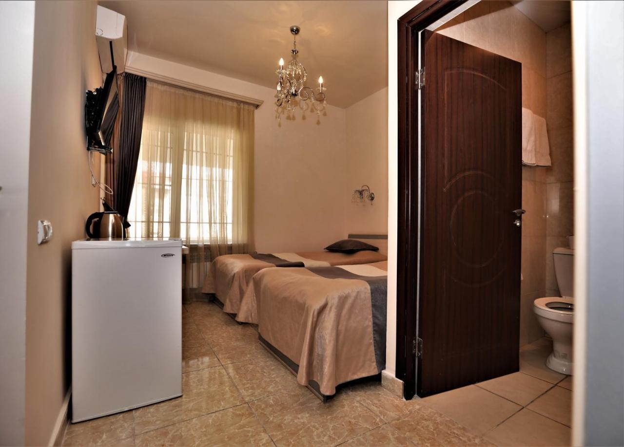 Отель Comfort House Ереван Экстерьер фото